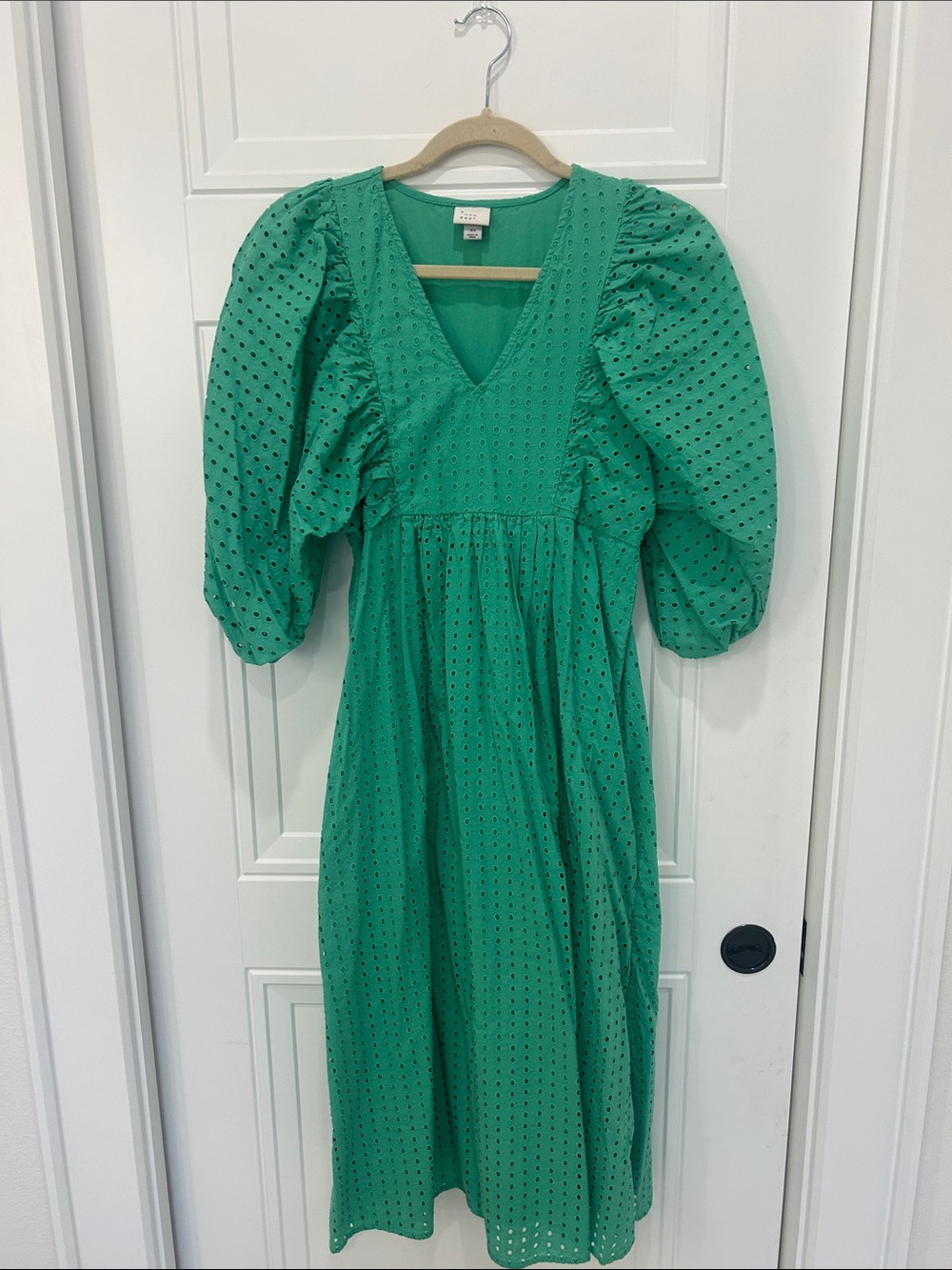 a new day Green Eyelet V-Neck Top